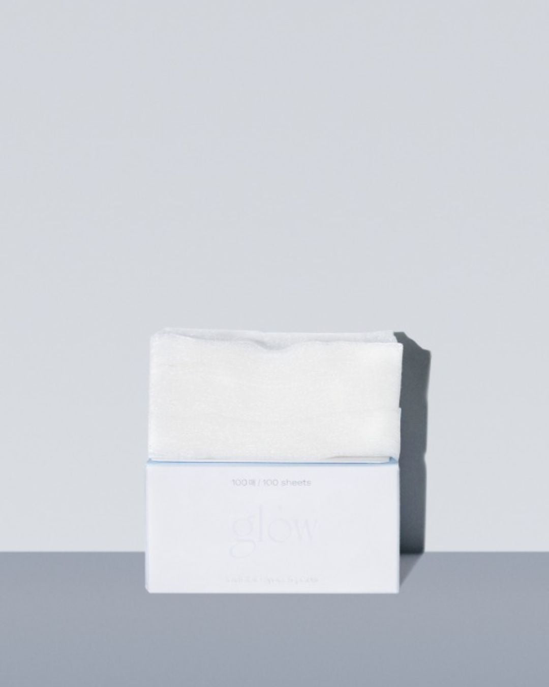 glow invisible lyocell pads