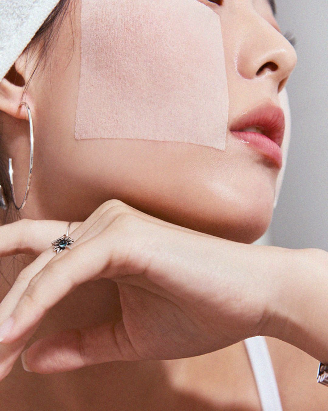 glow invisible lyocell pads