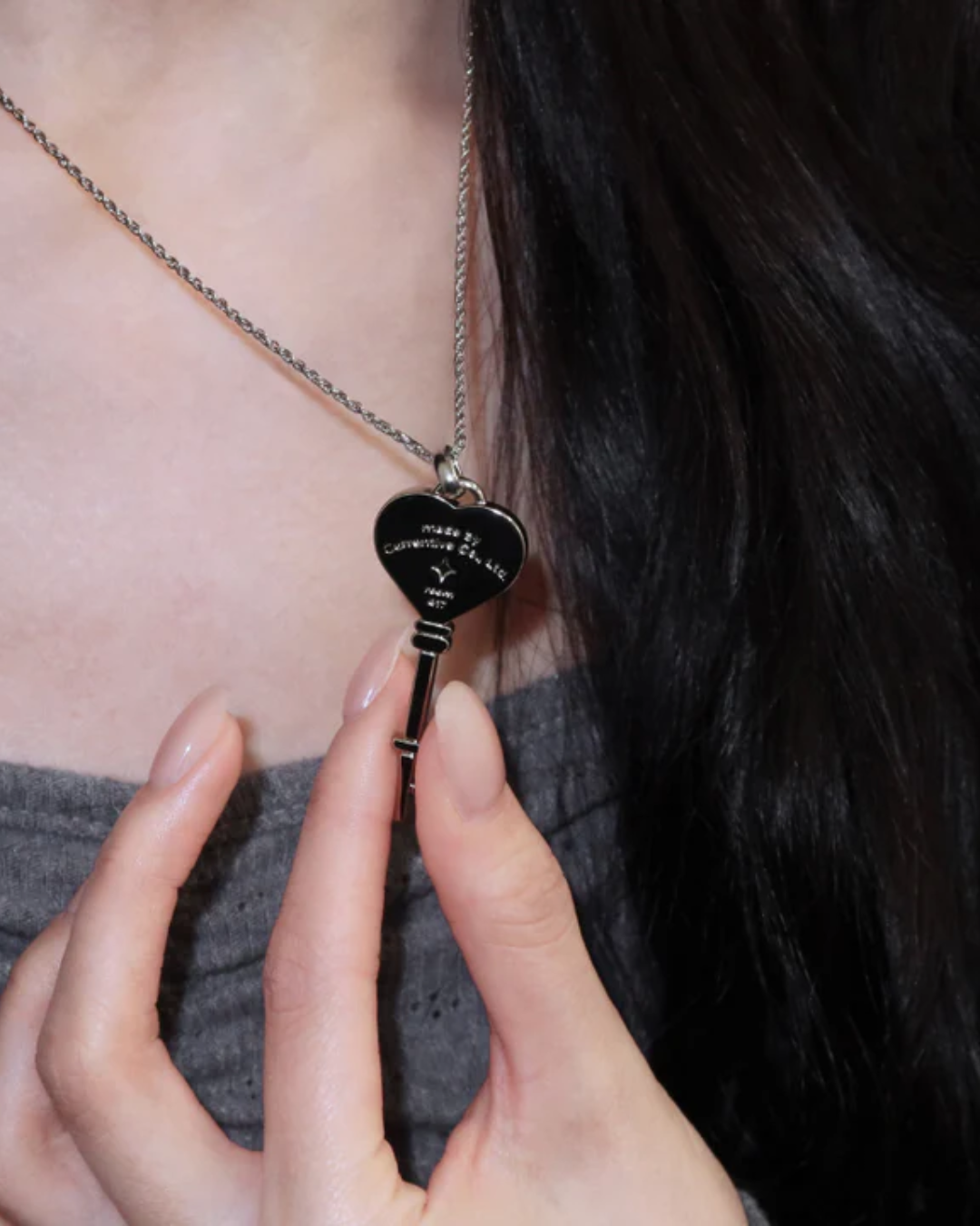 [PROMO] glow room 417 key necklace