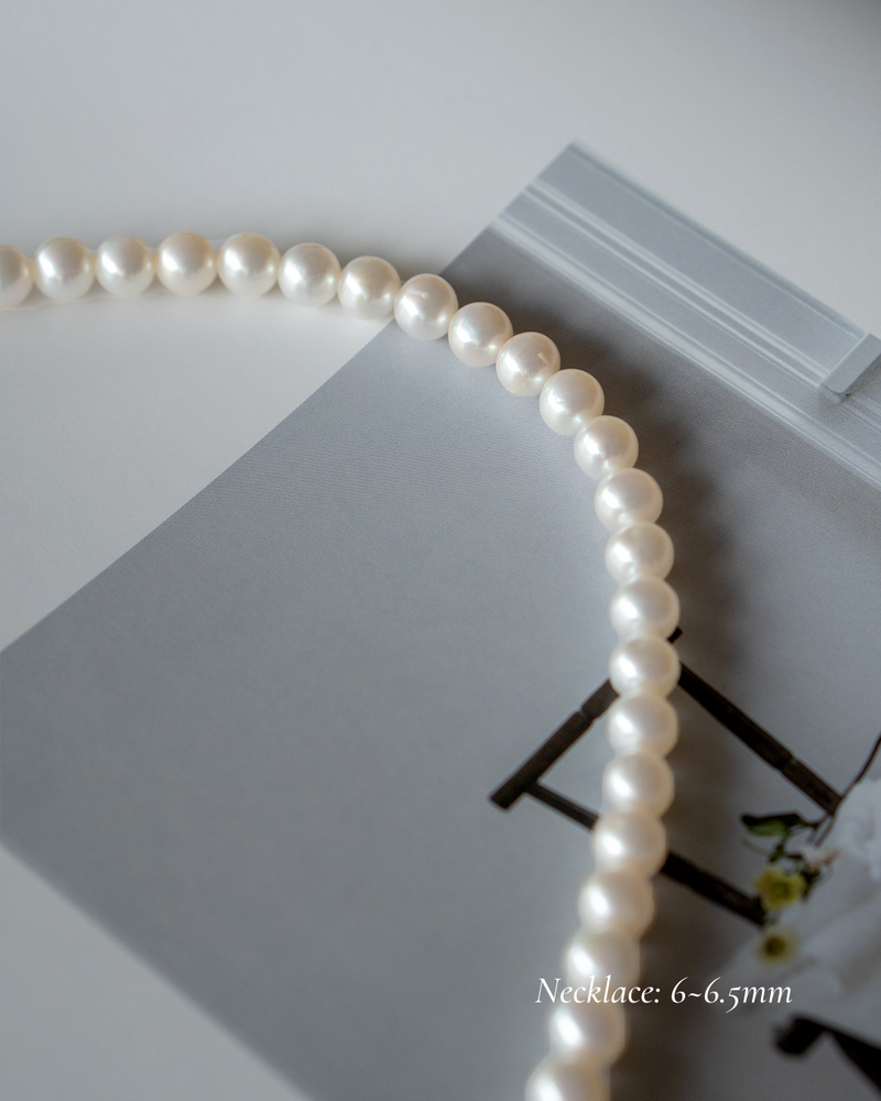 Dear Jung Freshwater Pearl Earring & Necklace